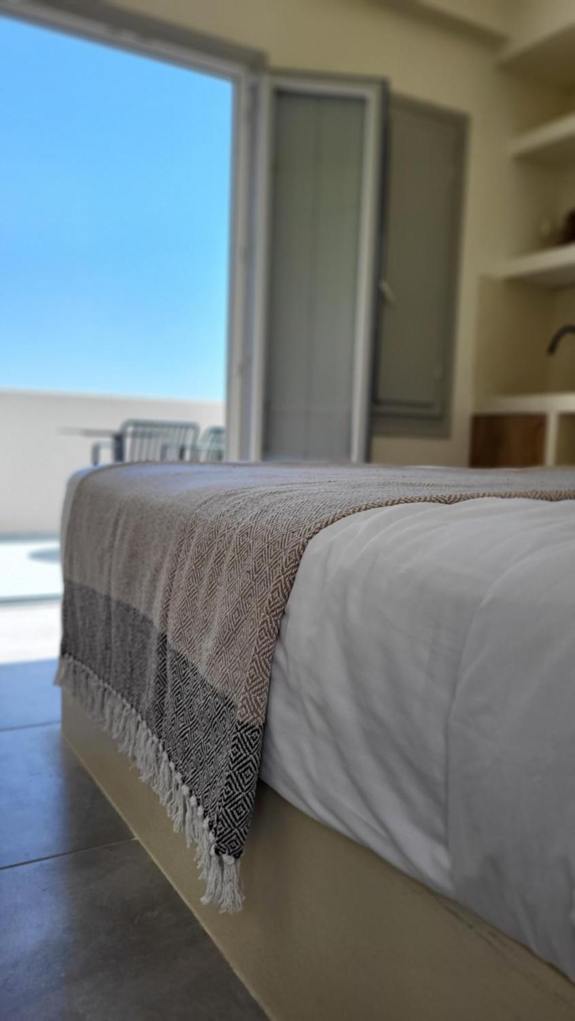 Maeva Suites Santorini Pýrgos Eksteriør bilde